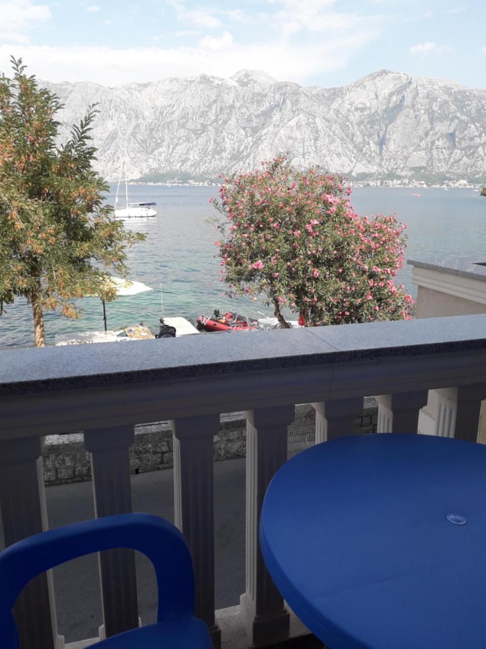 Apartament Apartmants Alexander Kotor Zewnętrze zdjęcie